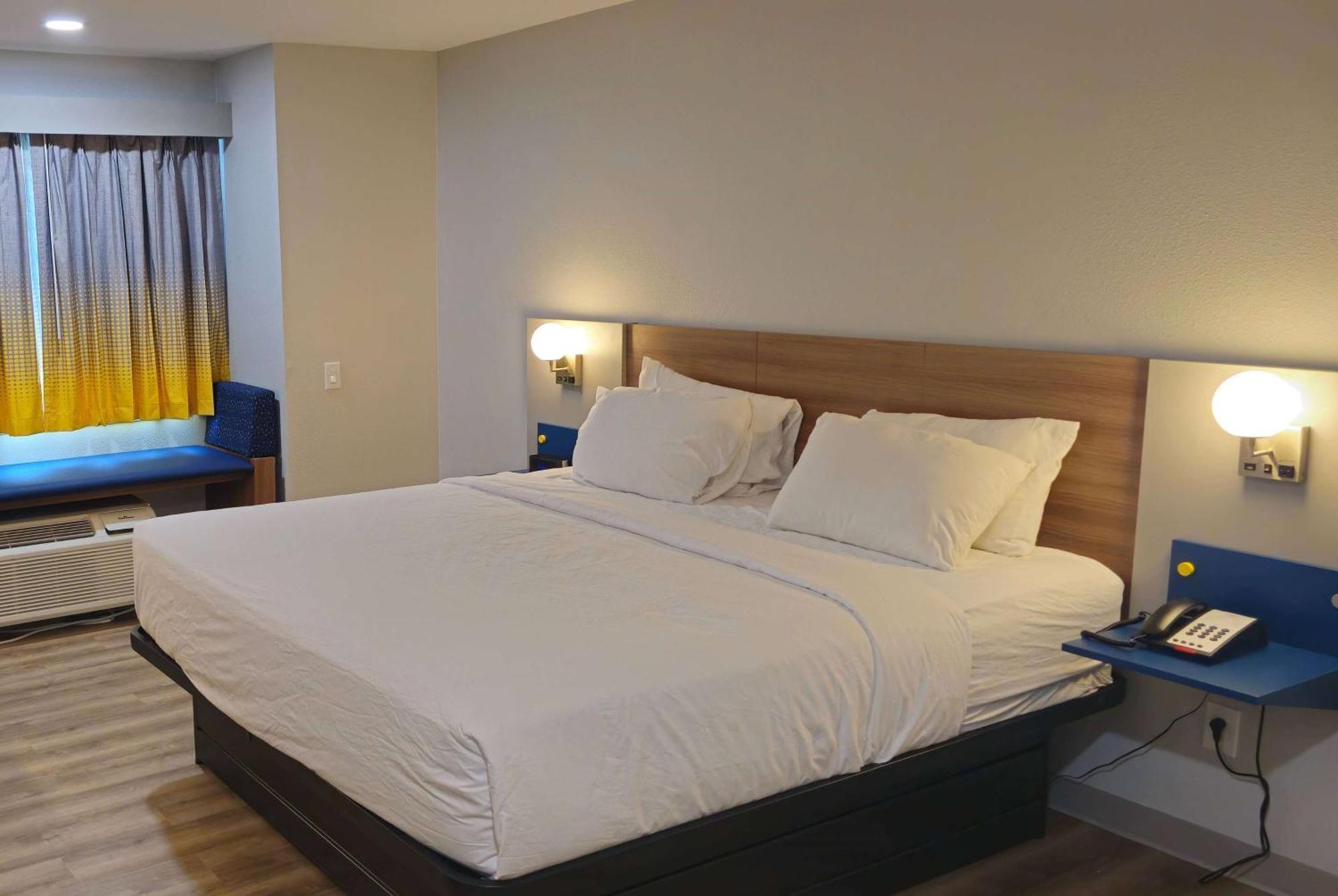 Microtel Inn & Suites By Wyndham Tulsa - Catoosa Route 66 Exterior foto