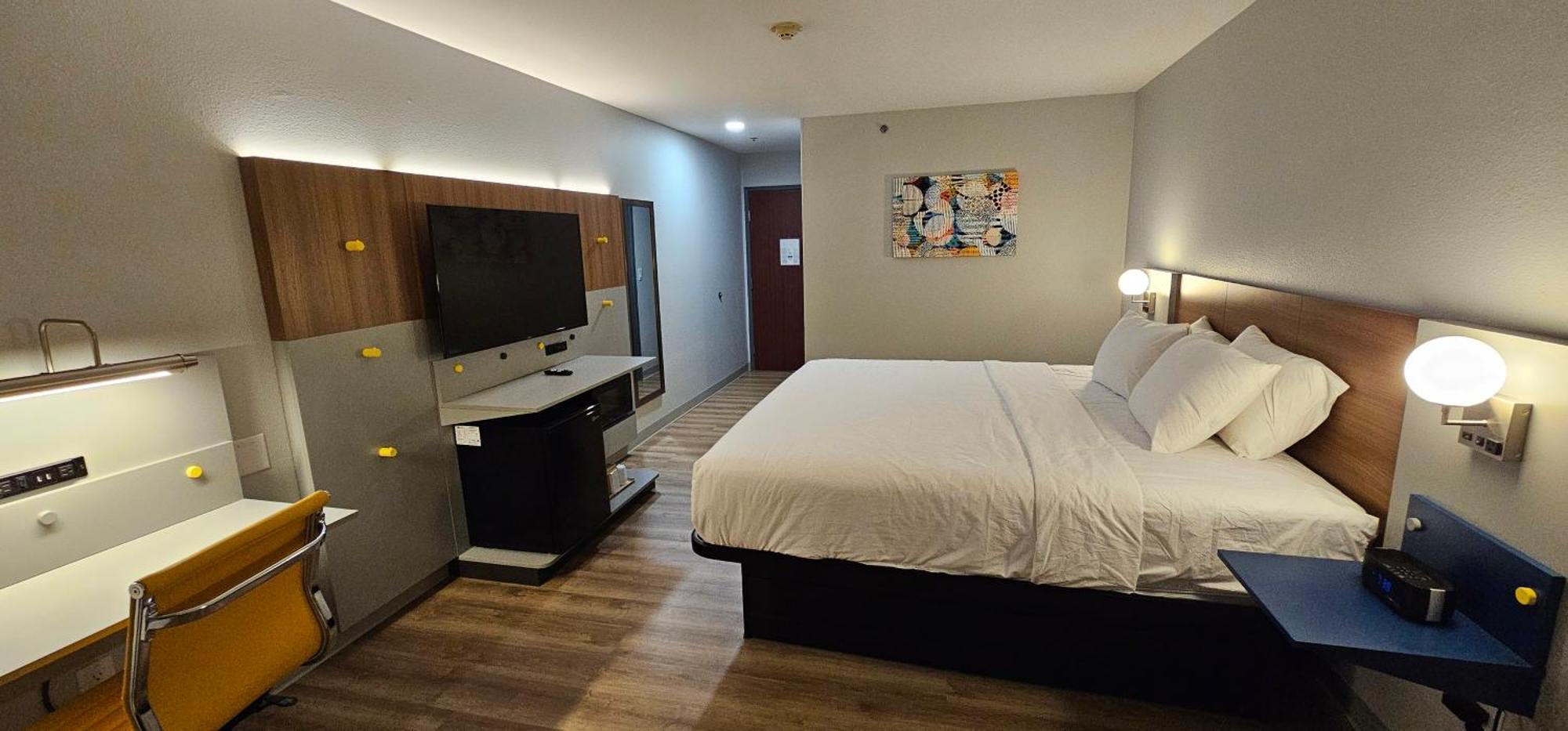 Microtel Inn & Suites By Wyndham Tulsa - Catoosa Route 66 Exterior foto