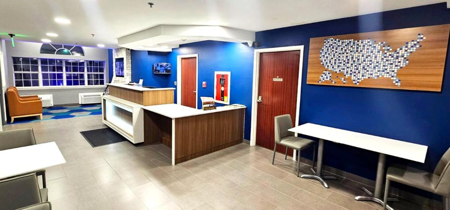 Microtel Inn & Suites By Wyndham Tulsa - Catoosa Route 66 Exterior foto