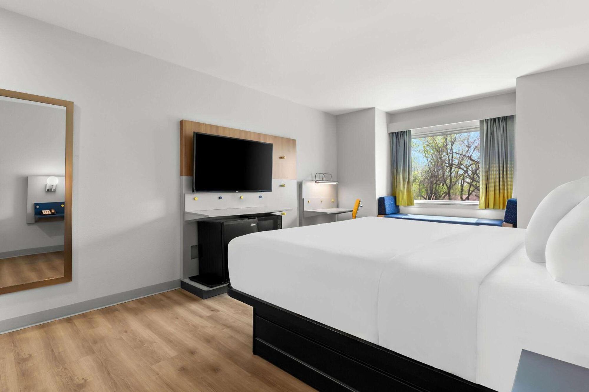 Microtel Inn & Suites By Wyndham Tulsa - Catoosa Route 66 Exterior foto