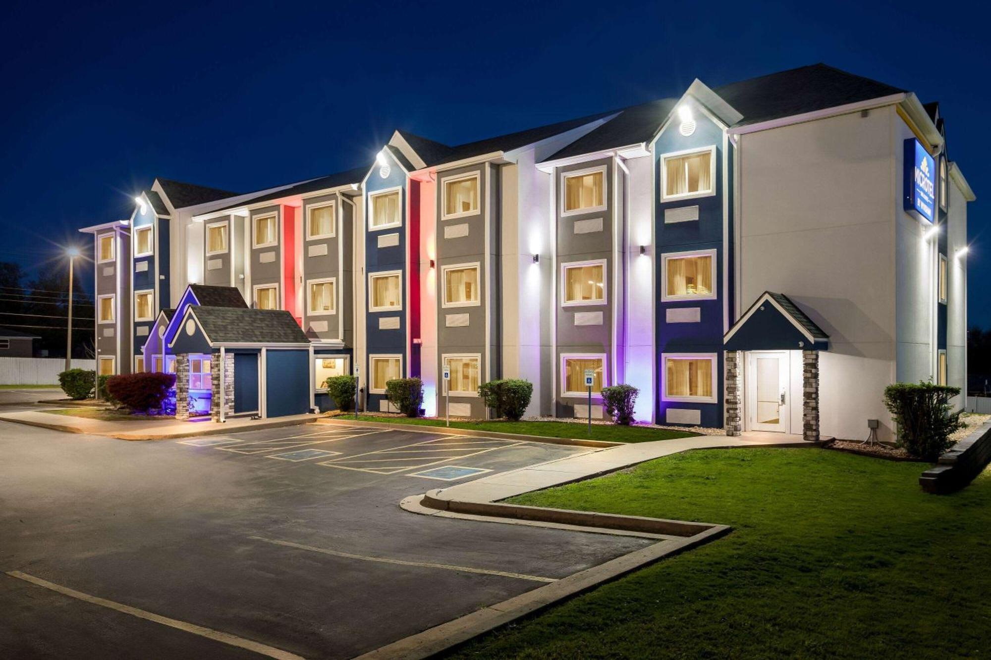 Microtel Inn & Suites By Wyndham Tulsa - Catoosa Route 66 Exterior foto