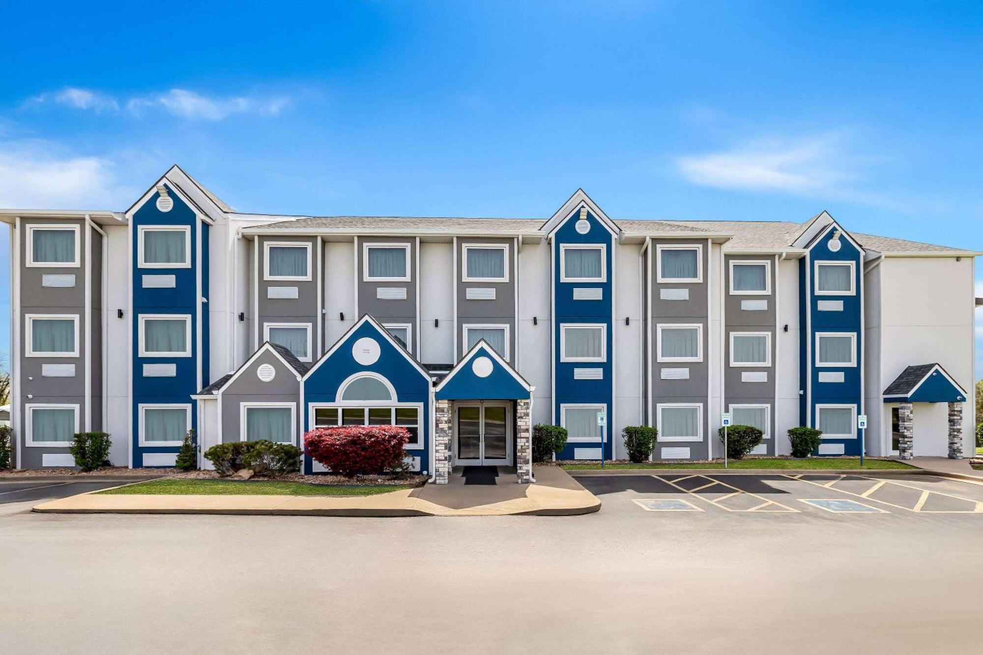 Microtel Inn & Suites By Wyndham Tulsa - Catoosa Route 66 Exterior foto